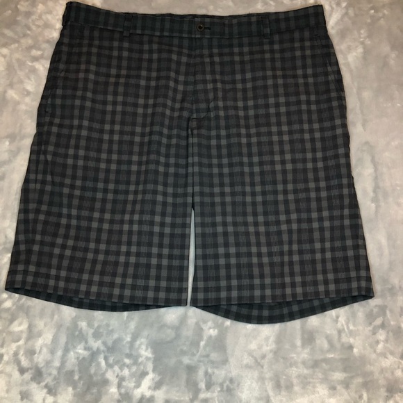 Nike Golf Men's Dri-Fit Flat Front Shorts Shades of Black and Gray Plaid Size 38 - Picture 8 of 8